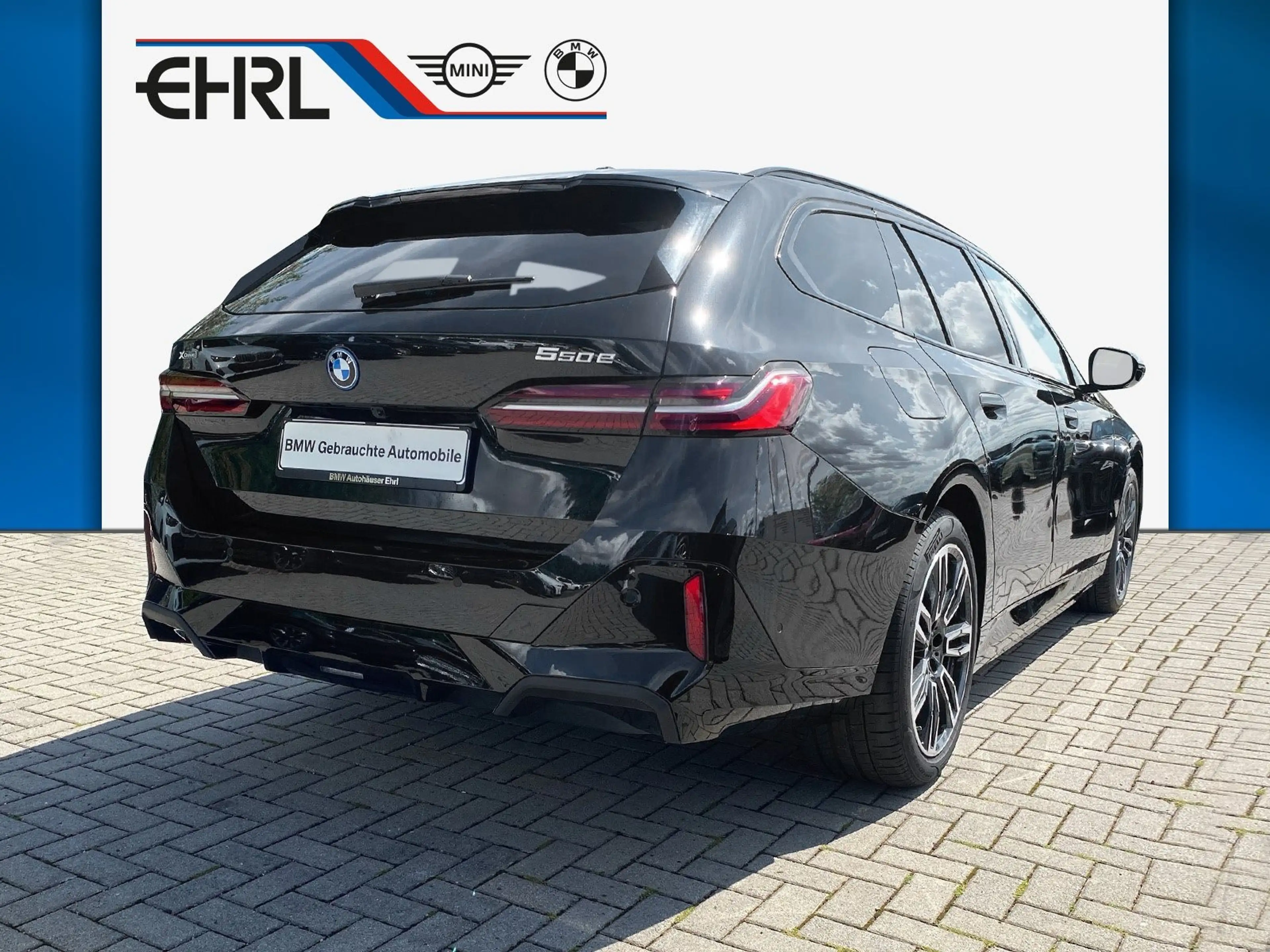 BMW 550 e xDrive Touring M Sport AHK HUD Pano B&W Autobahn — photo 5