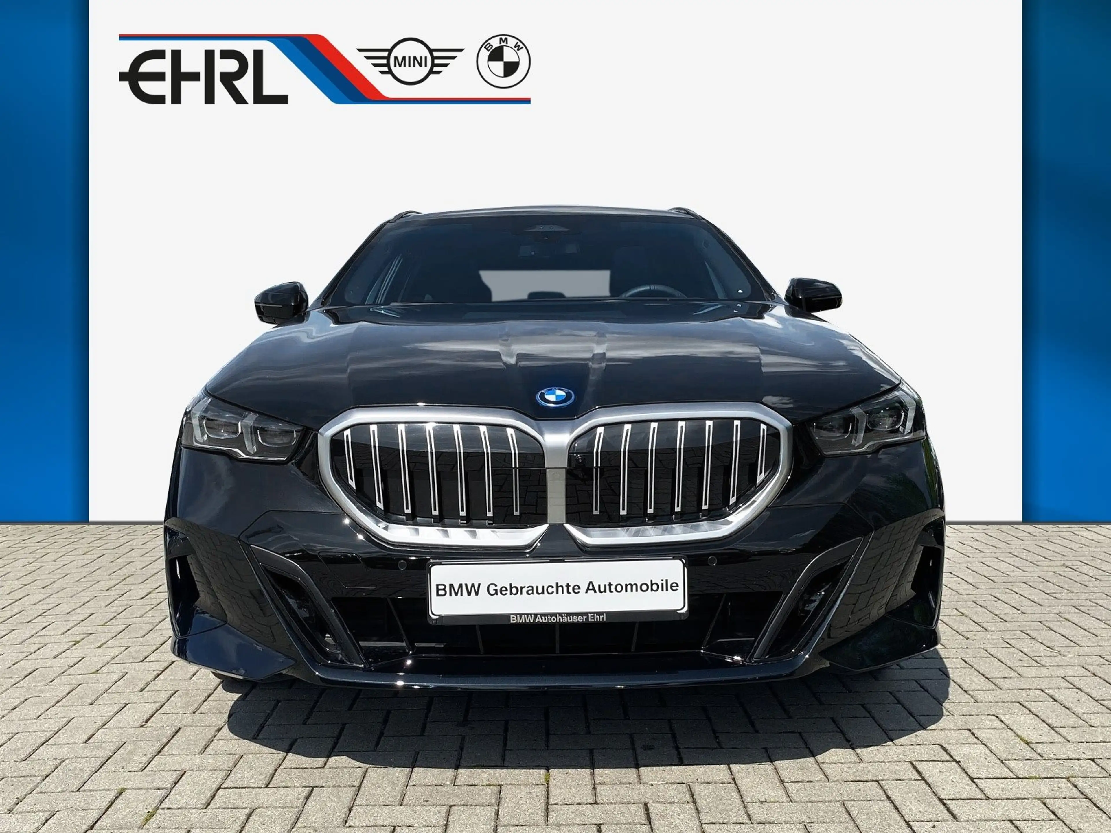 BMW 550 e xDrive Touring M Sport AHK HUD Pano B&W Autobahn — photo 2