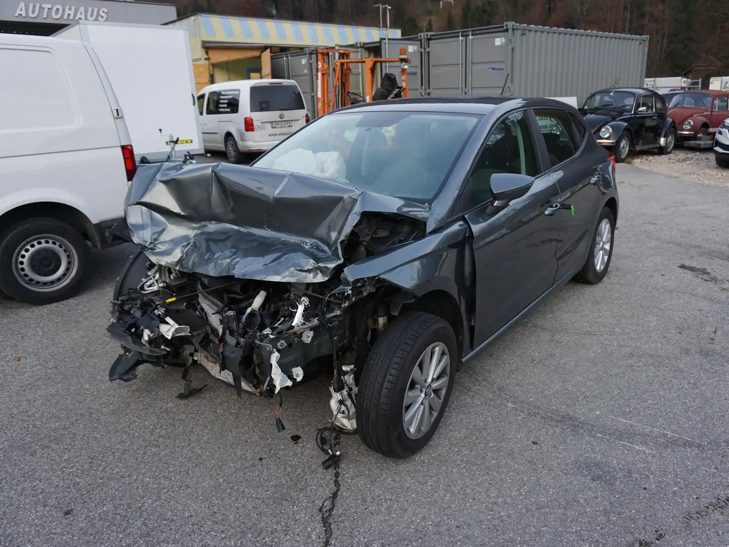 SEAT Ibiza 1,0 ECO TSI Grau - 1