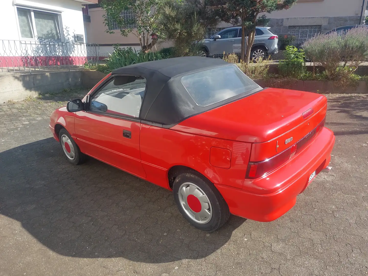 Suzuki Swift Rood - 1