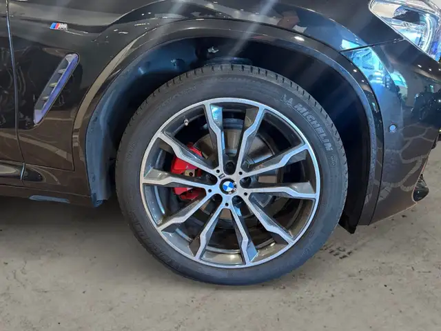 BMW X3 view 7