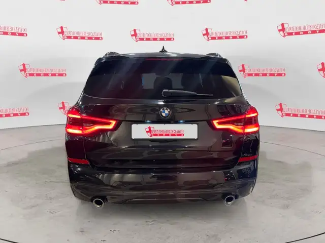 BMW X3 view 3