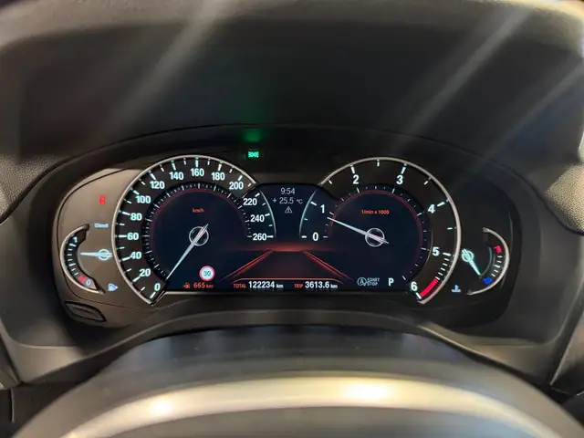 BMW X3 view 12