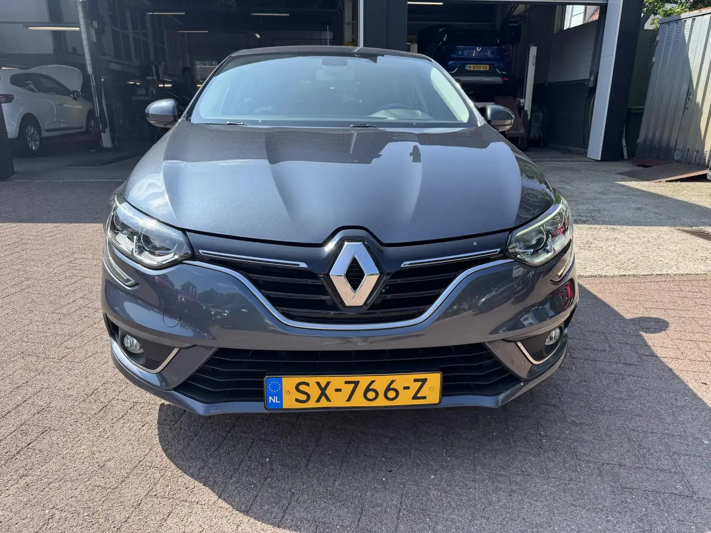Renault Megane 1.3 TCe Zen 52.254KM!! Gris - 2