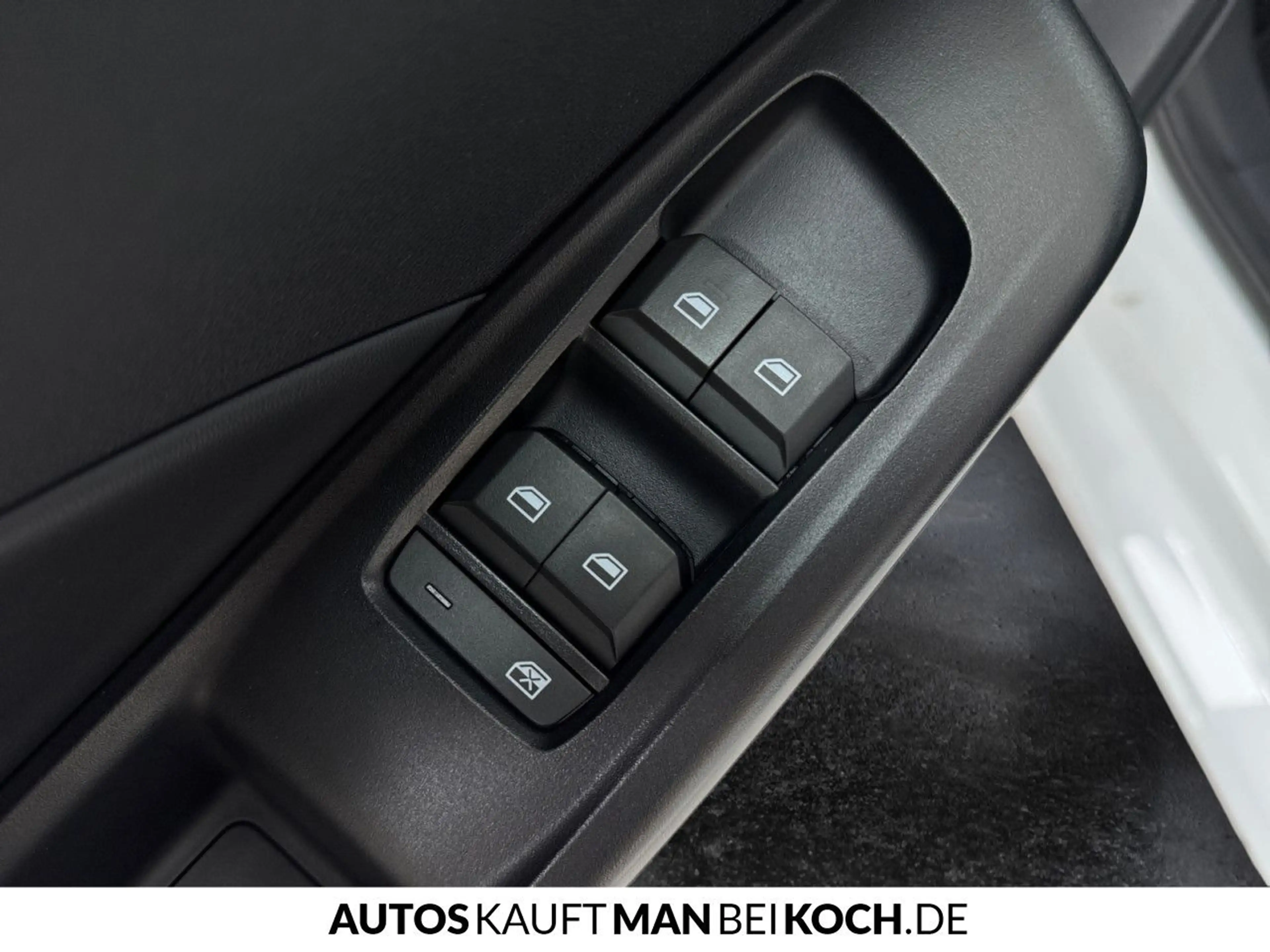 MG MG3 HEV LUX 360 Keyless Shz+Lhz ACC Kamera LED — photo 14