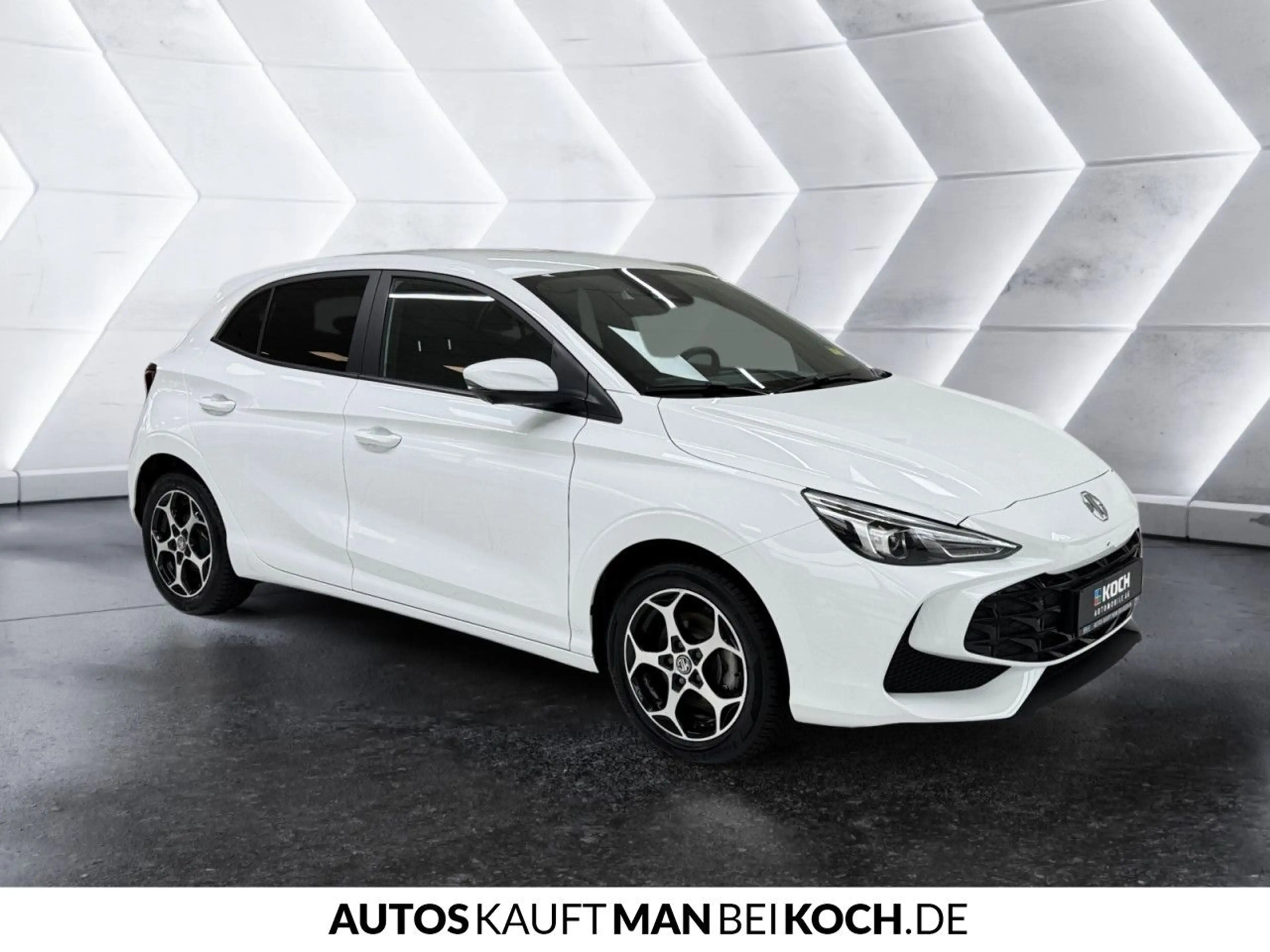 MG MG3 HEV LUX 360 Keyless Shz+Lhz ACC Kamera LED — photo 6
