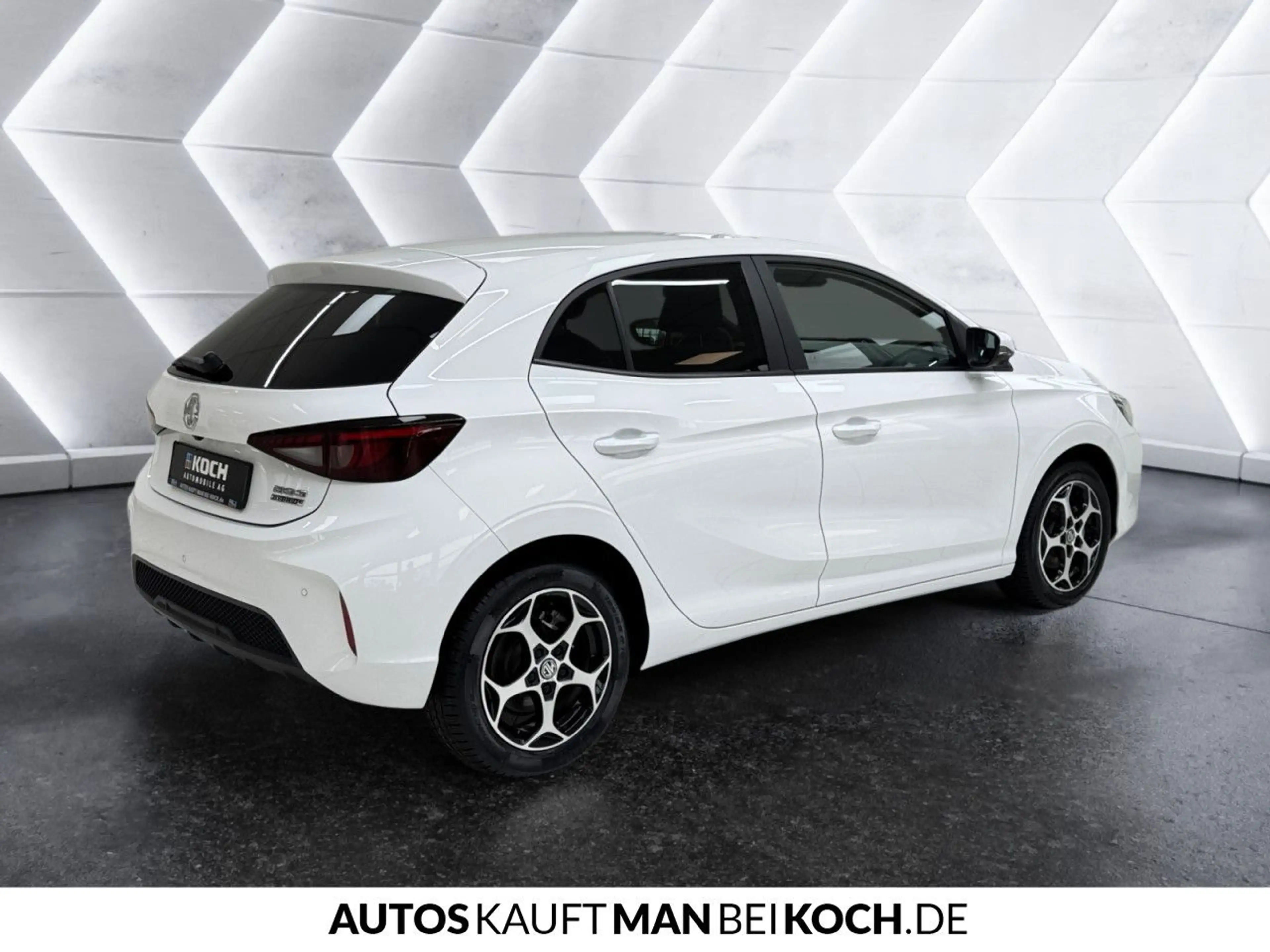 MG MG3 HEV LUX 360 Keyless Shz+Lhz ACC Kamera LED — photo 5
