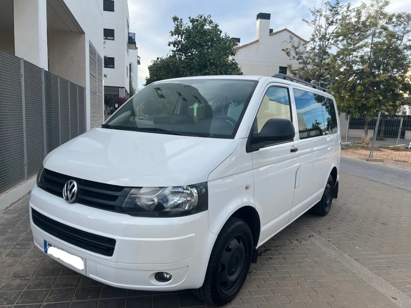 Volkswagen Transporter Kombi PRO 2.0BiTDI BMT TN 4M DSG 180 Blanco - 1