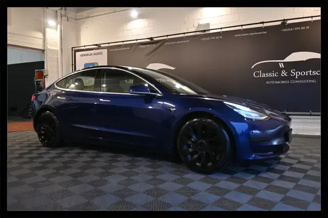 Tesla Model 3 Model 3 44 kWh / PANO / CAMERA / AUTOPILOT !!