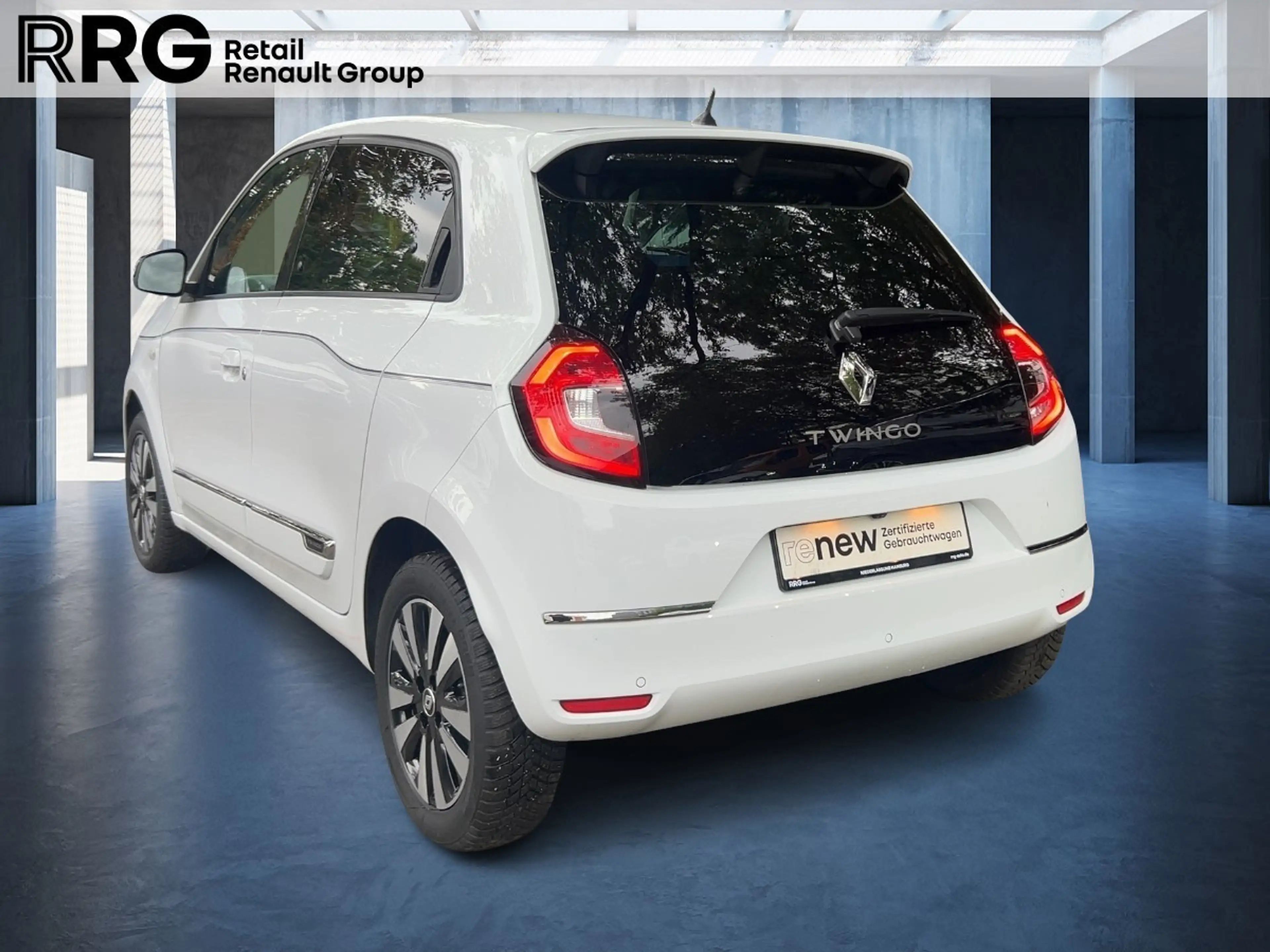 Renault Twingo E-TECH Techno — photo 4