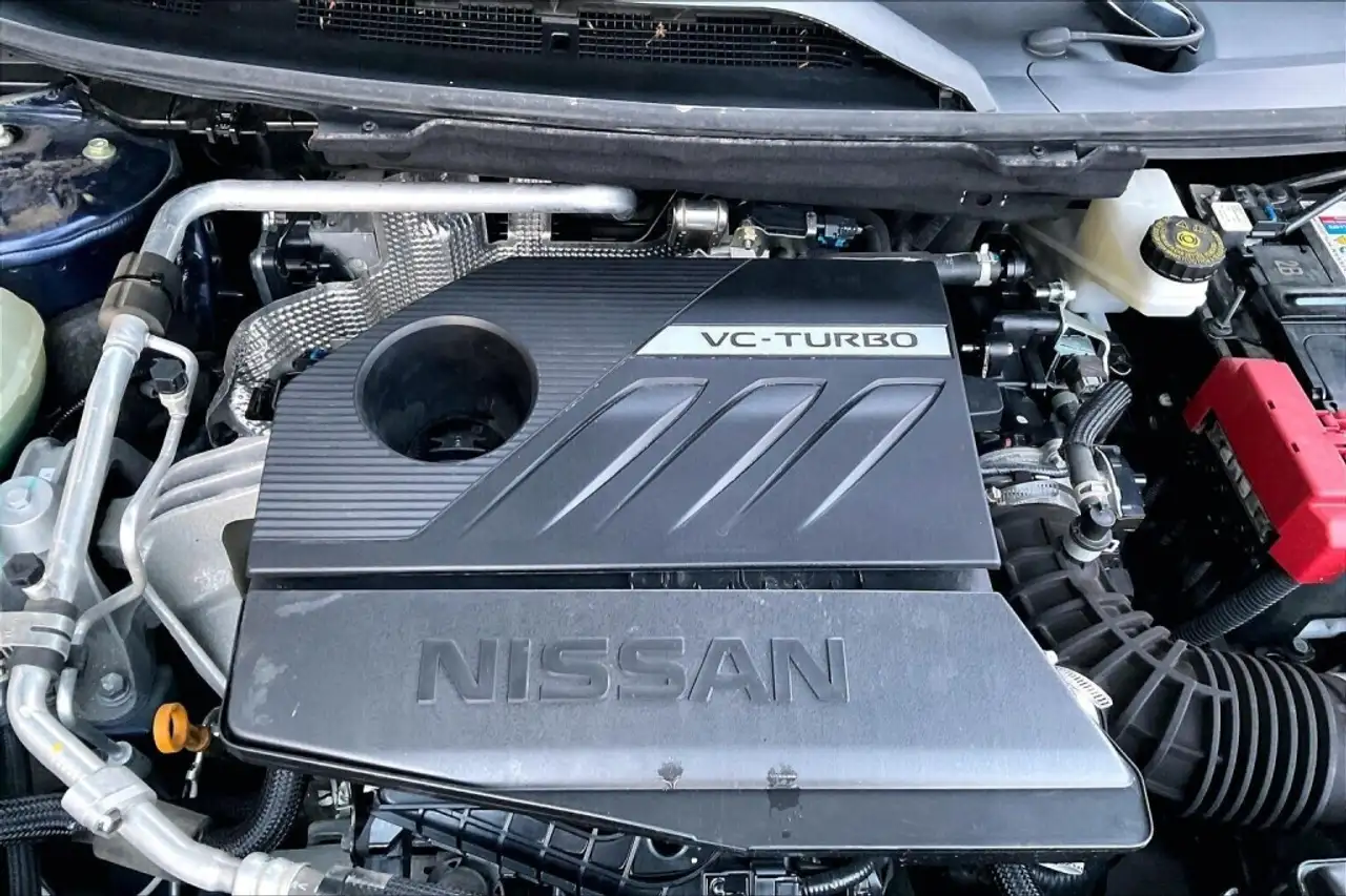 Nissan Rogue снимка Nissan Rogue
