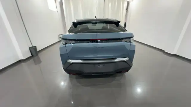 Peugeot 3008 view 5