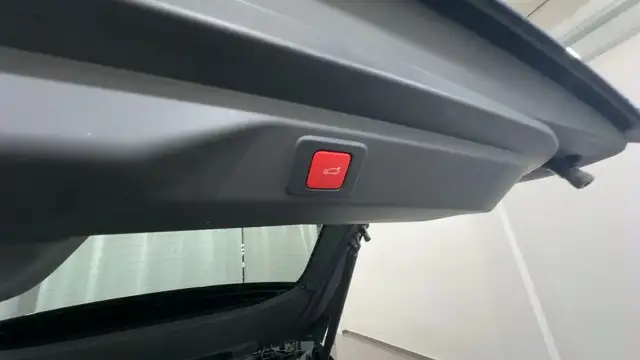 Peugeot 3008 view 7