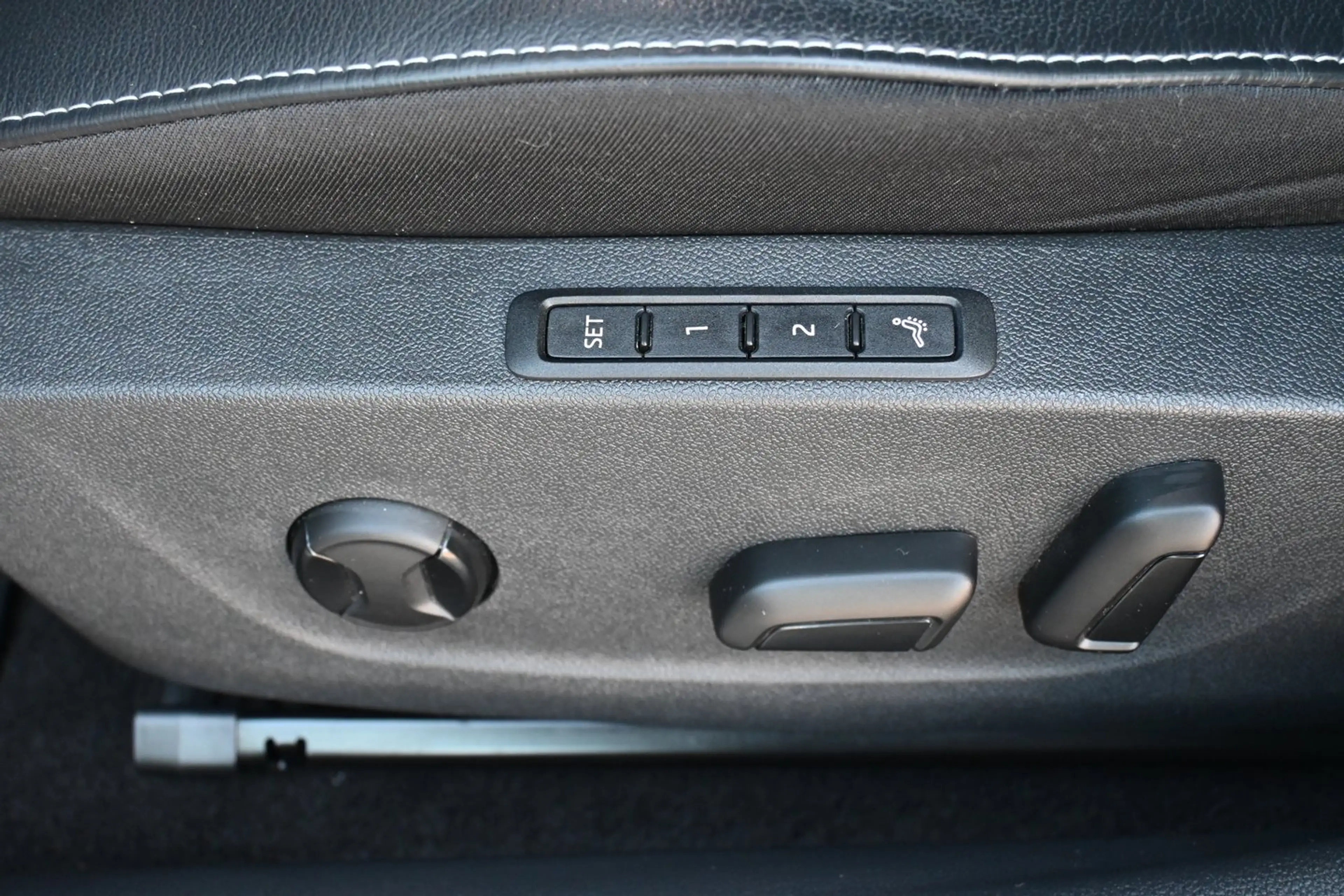 Skoda Octavia 4x4 RS TDI DSG — photo 14