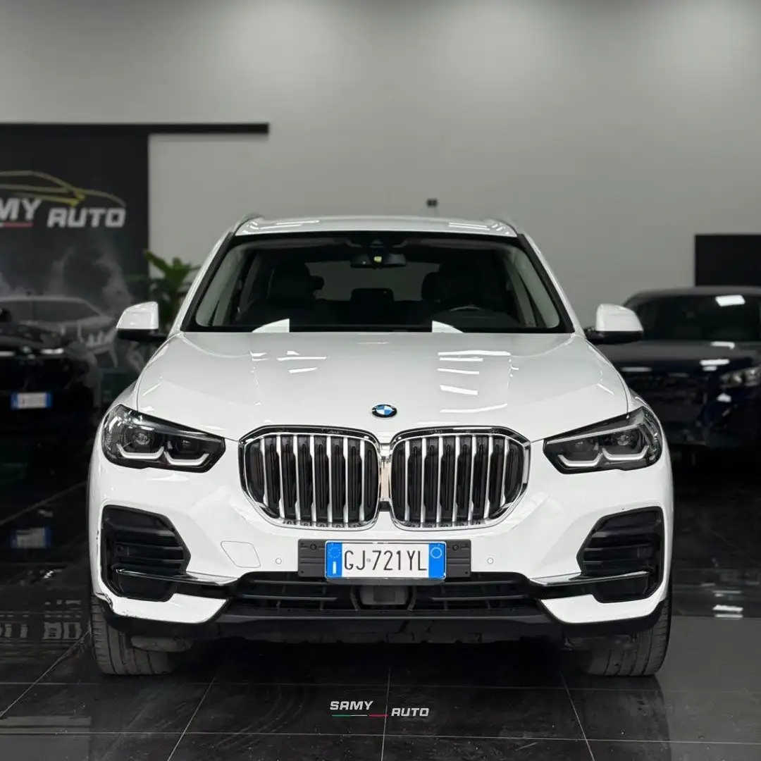 BMW X5 xdrive30d mhev 48V Business auto Blanc - 1