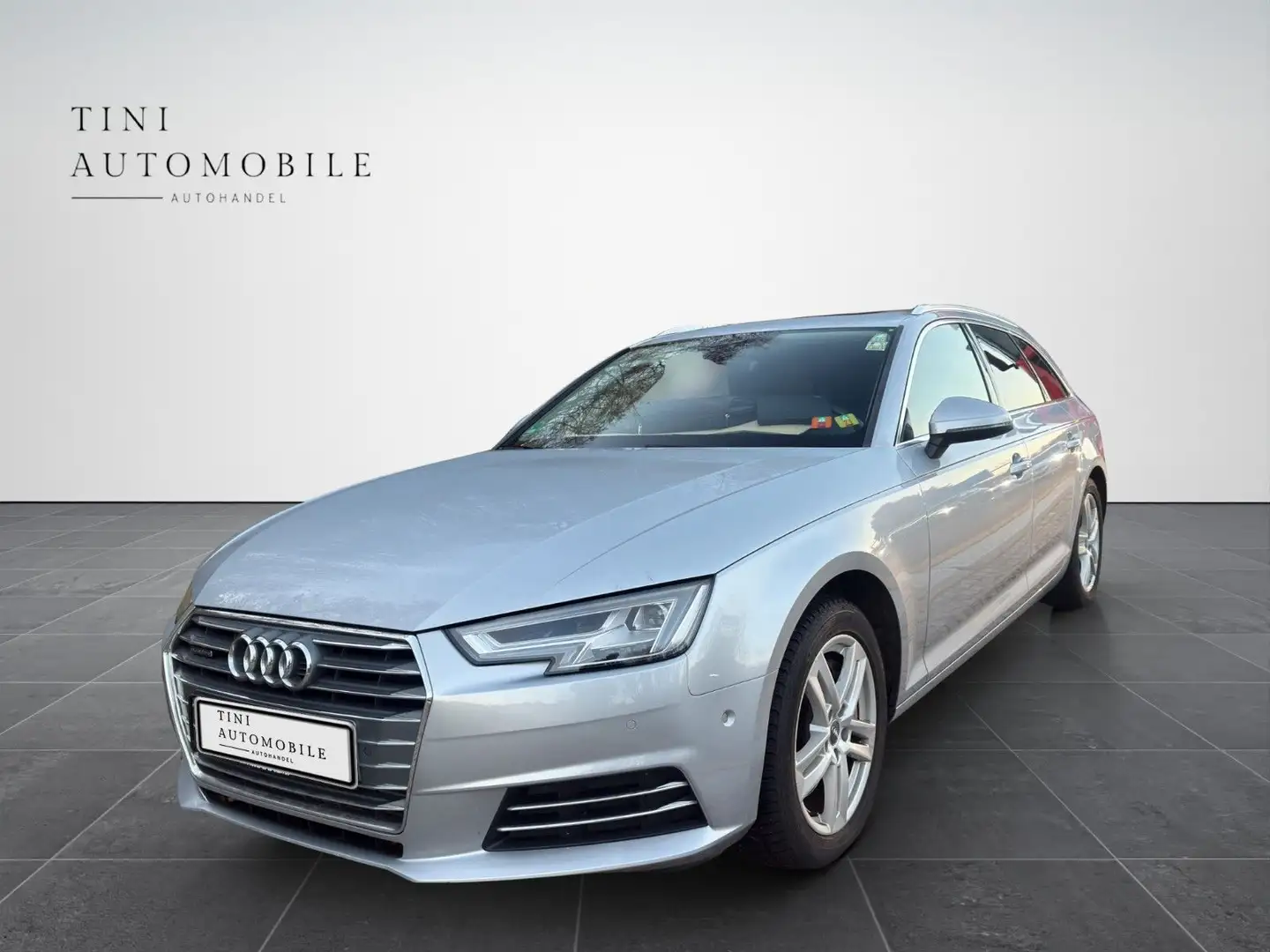 Audi A4 Avant quattro*Automatik*Xenon*Macht Geräusche Silber - 1
