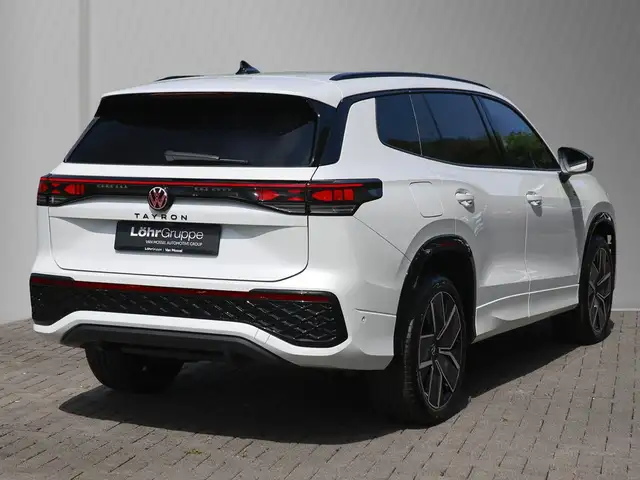 Volkswagen Tayron view 6