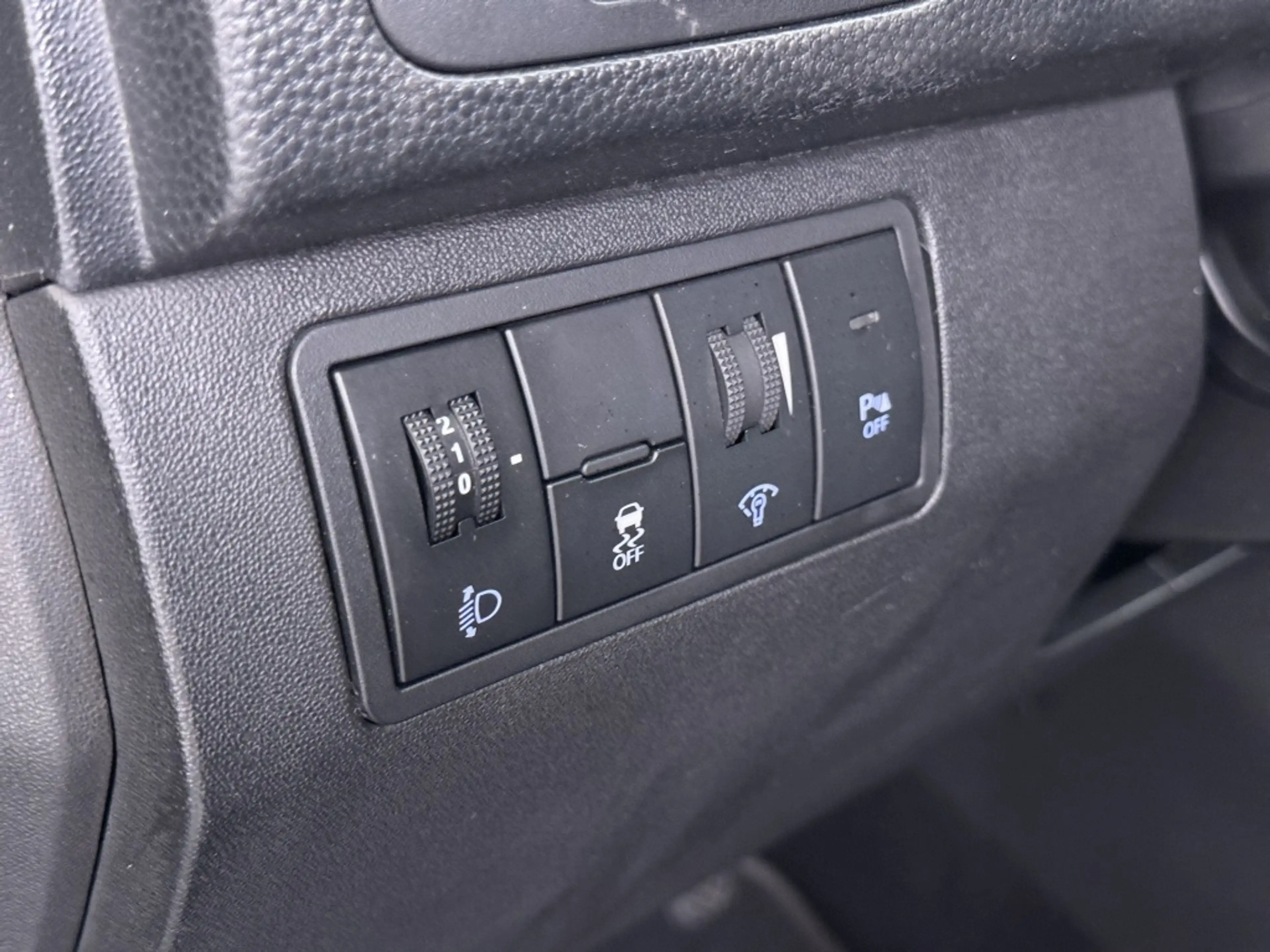 Hyundai iX20 1.4i i-Vision — photo 15