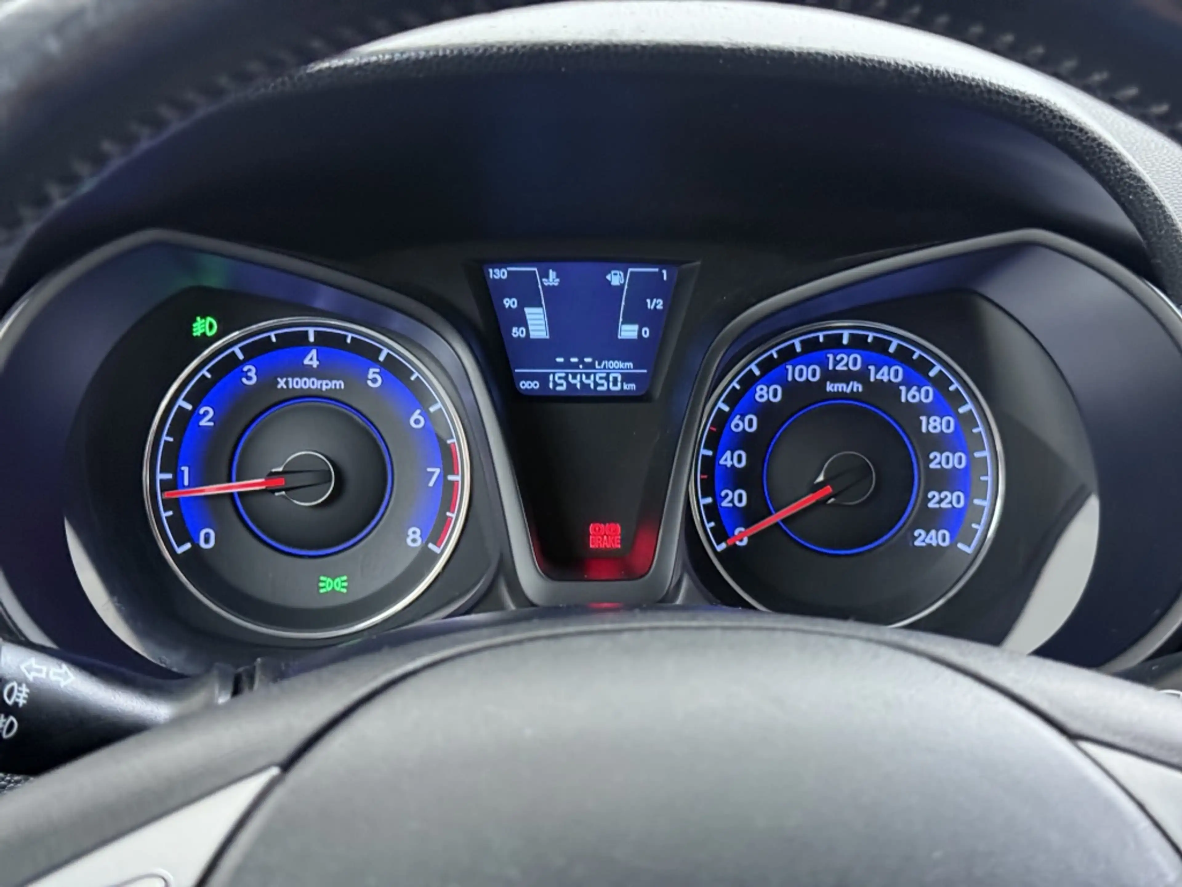 Hyundai iX20 1.4i i-Vision — photo 30