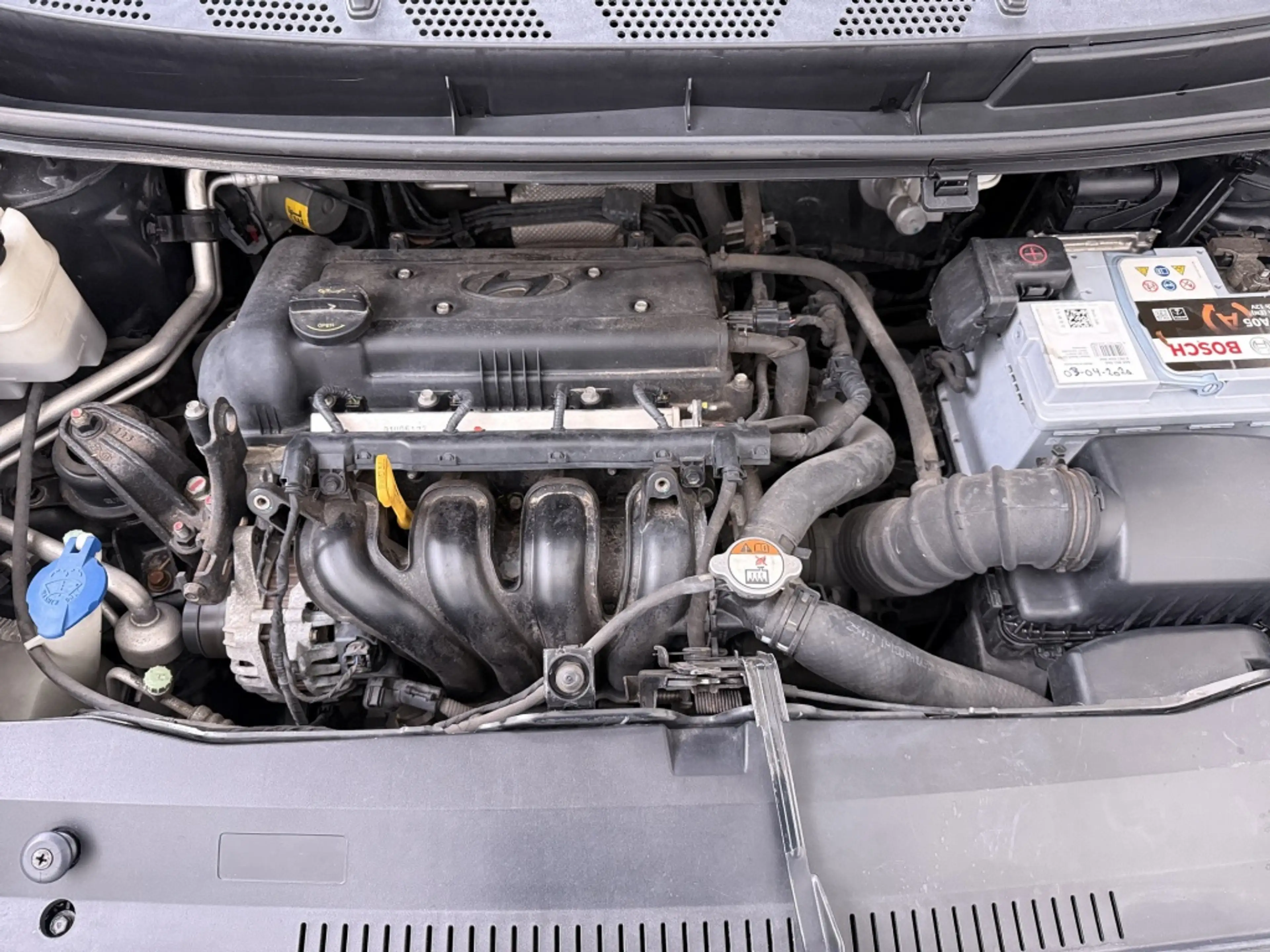 Hyundai iX20 1.4i i-Vision — photo 11
