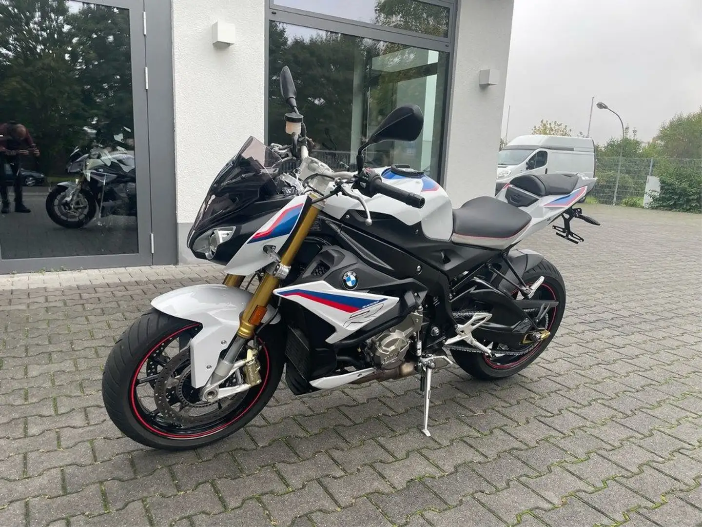 BMW S 1000 R HP Akrapovic - Sport & Dynamic Paket Rot - 2