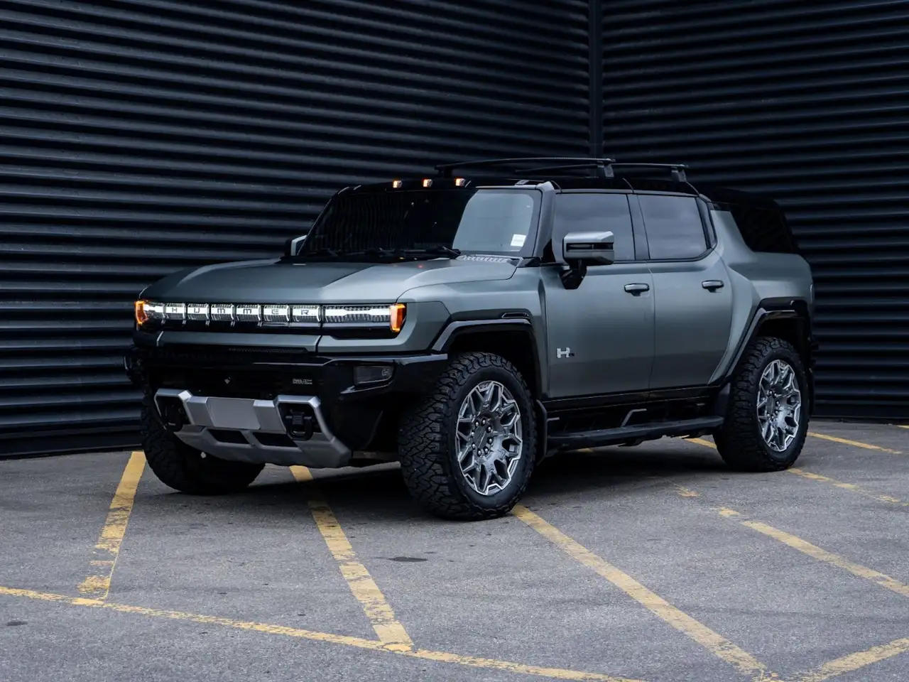 2024 GMC HUMMER EV SUV
