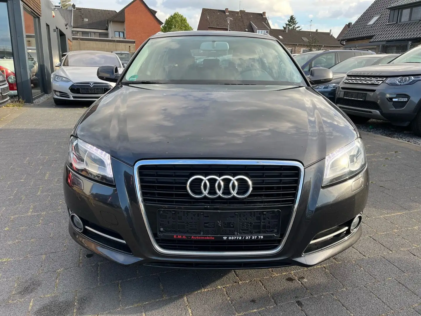 Audi A3 Sportback 1.6 Ambition LED Grijs - 2