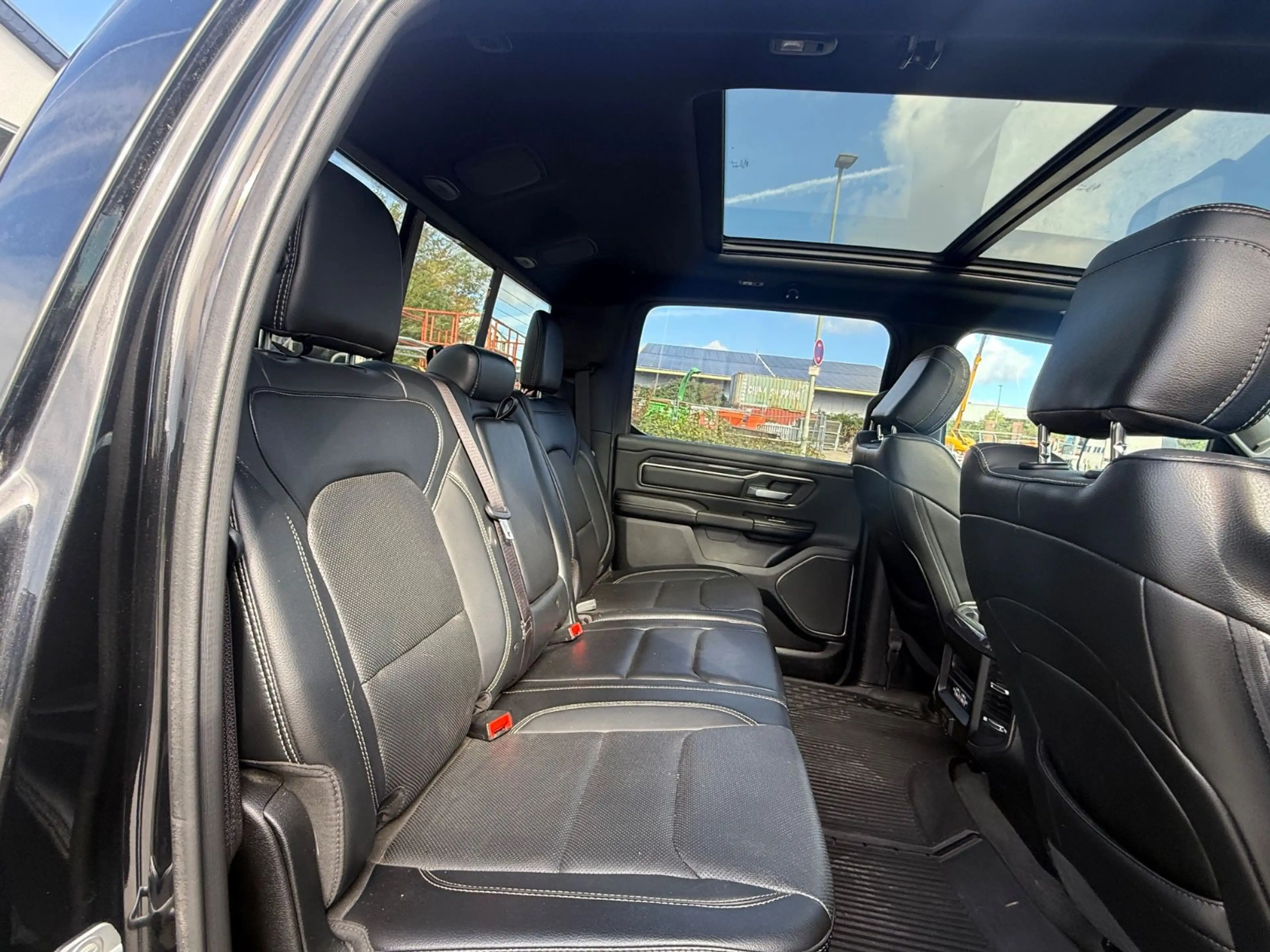 Dodge RAM 1500 4X4*Rebel 5.7*Pano... — photo 11