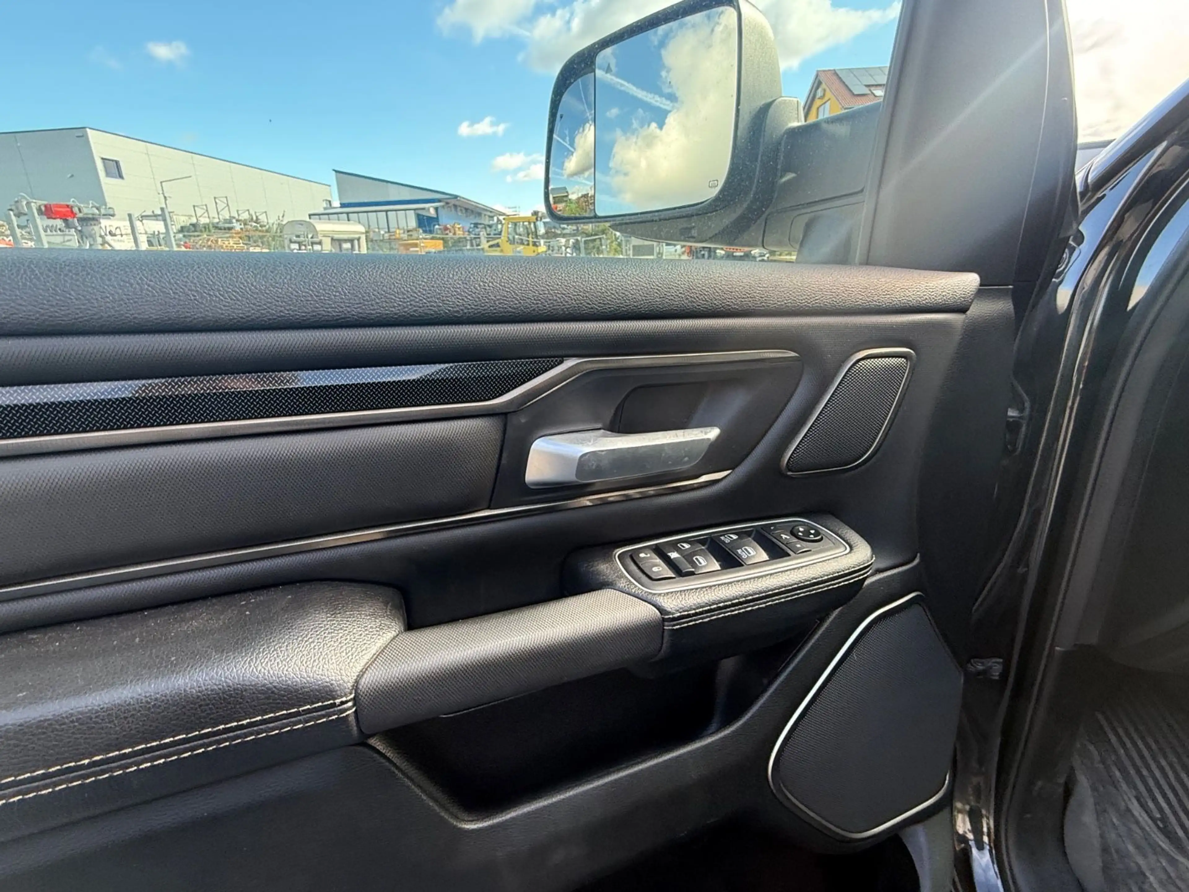 Dodge RAM 1500 4X4*Rebel 5.7*Pano... — photo 10
