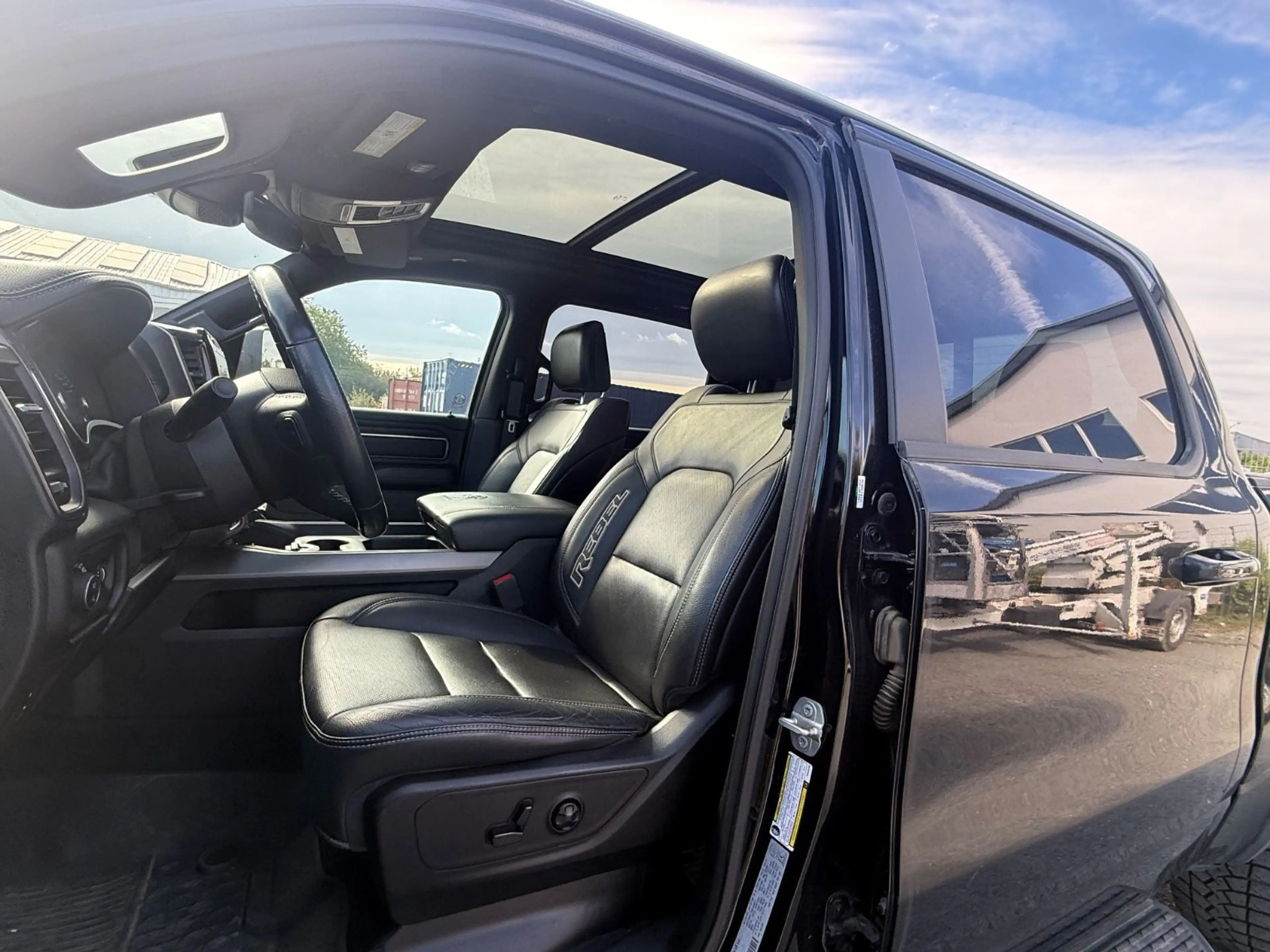 Dodge RAM 1500 4X4*Rebel 5.7*Pano... — photo 7