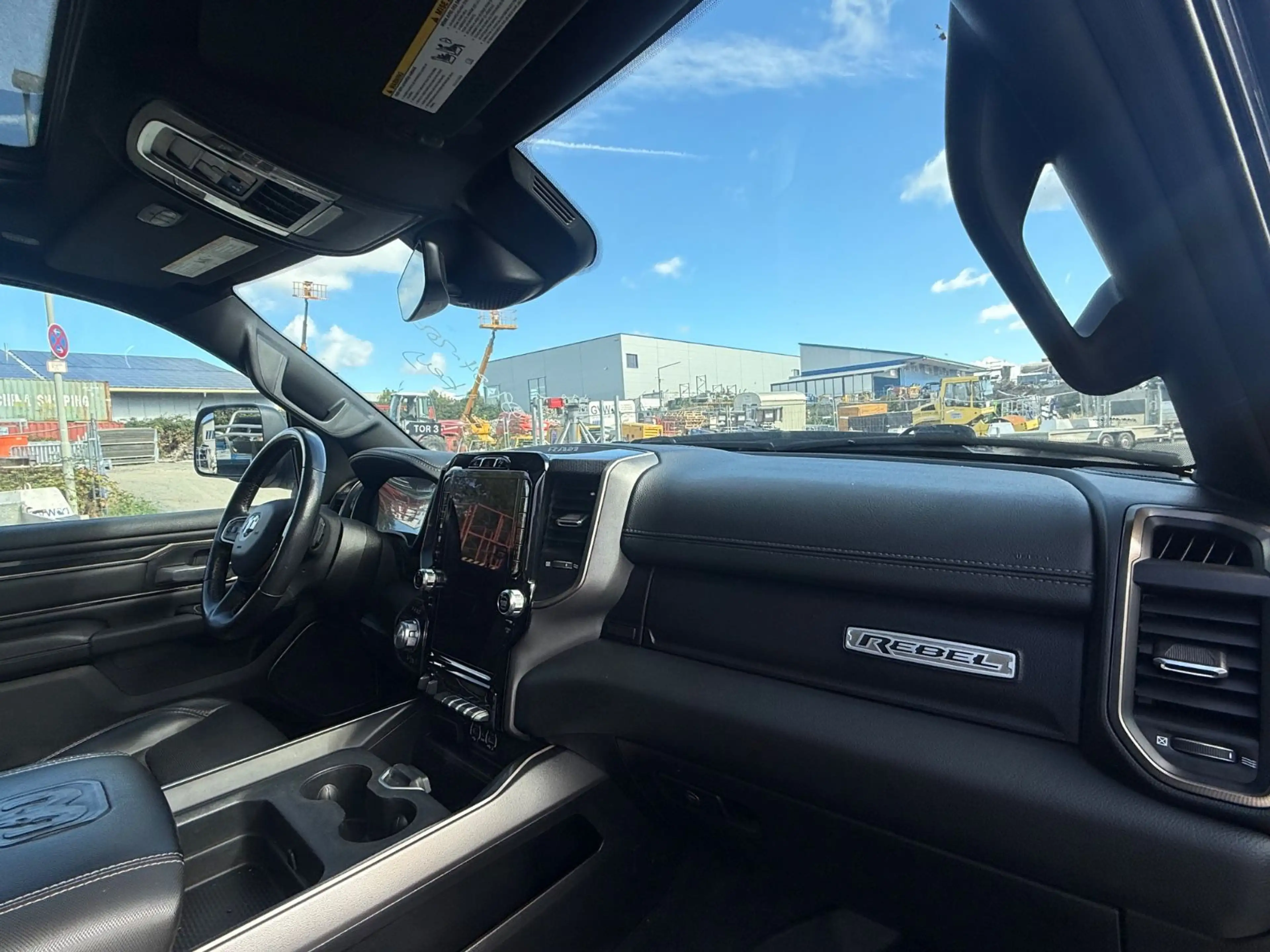 Dodge RAM 1500 4X4*Rebel 5.7*Pano... — photo 5