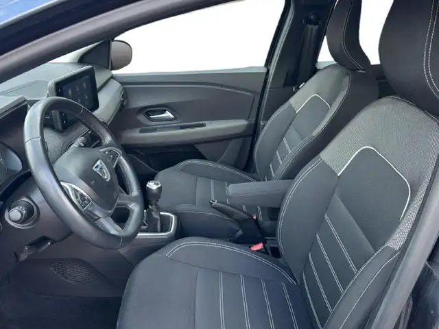 Dacia Sandero view 12