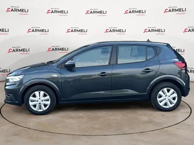 Dacia Sandero view 2