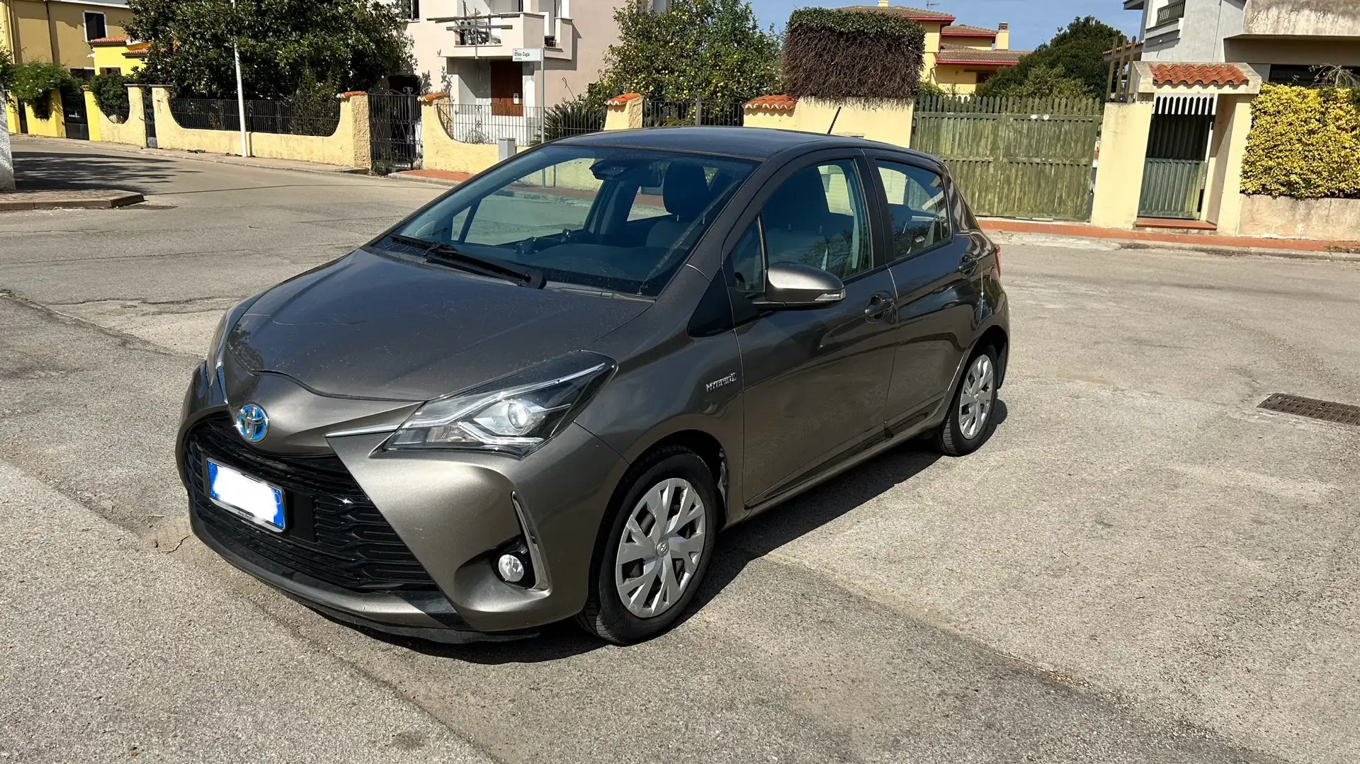 Toyota Yaris 5p 1.5h Active - 1