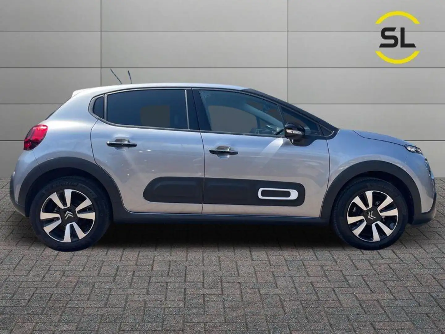 Citroen C3 C3 PureTech 110 S&S Max Grijs - 2