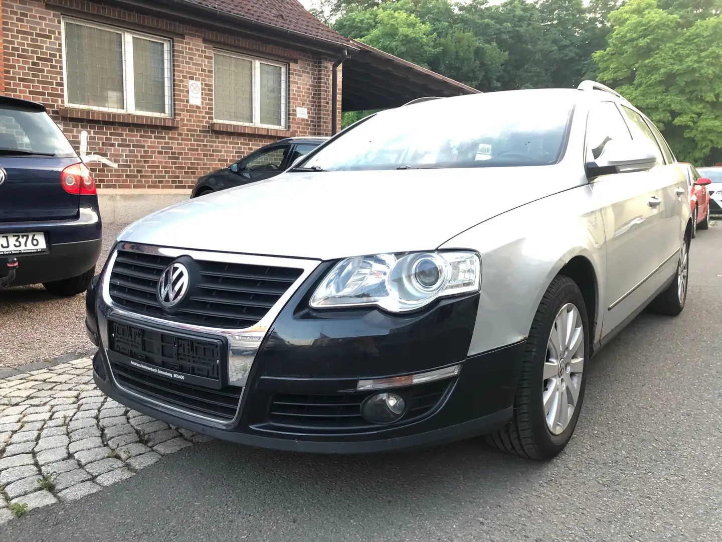 Volkswagen Passat Variant 1.6 Trendline mit Klimaanlage Gümüş rengi - 2