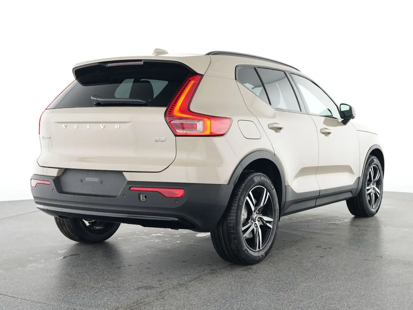 Volvo XC40 B3 B DKG Plus Dark SHZ LED NAVI H/K 360° Beige - 2
