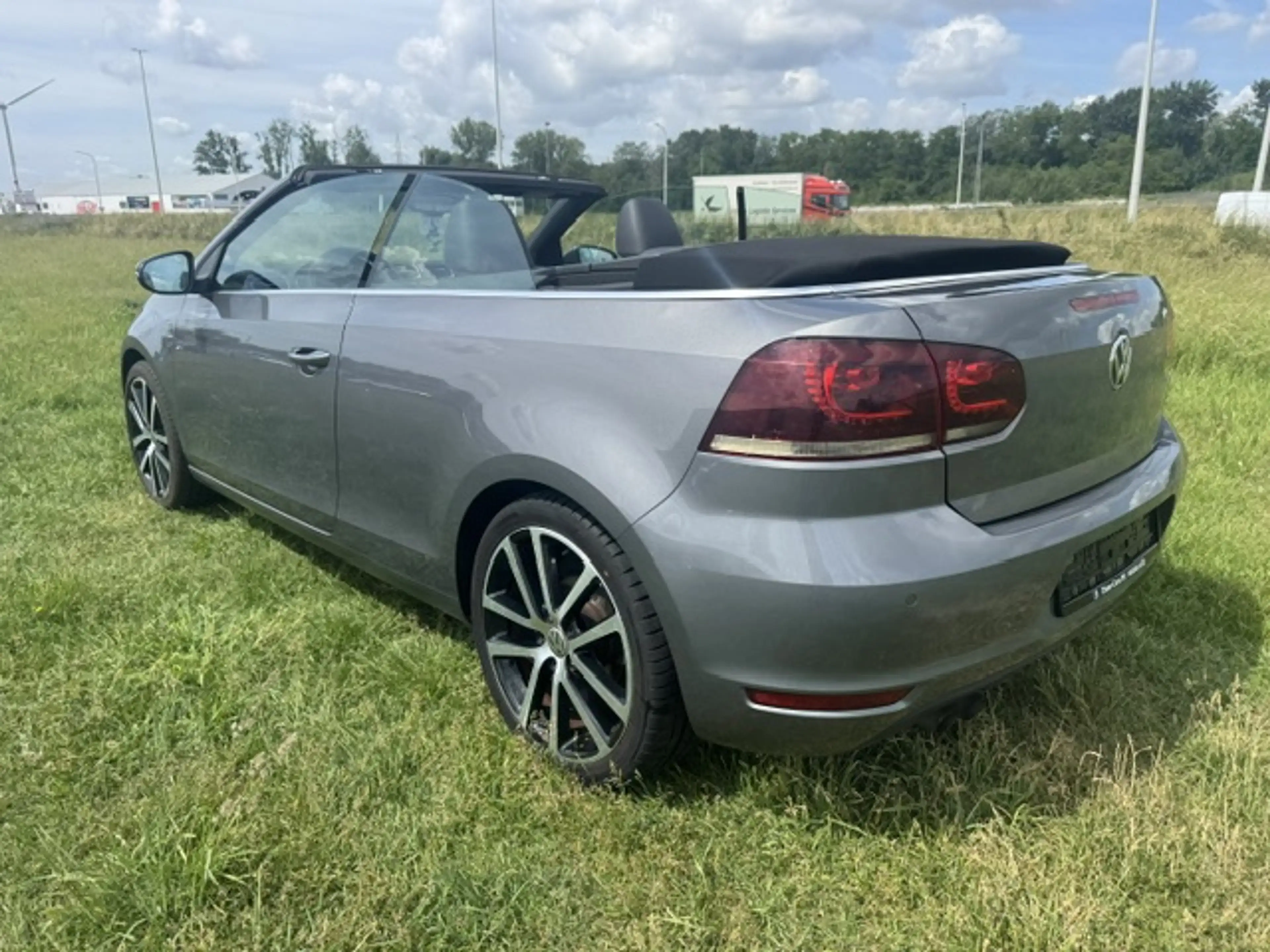 Volkswagen Golf Cabriolet Golf Cabriolet 1.4 TSI Cup / Garantie 12m / Xenon / GPS / Led / Leder — photo 3