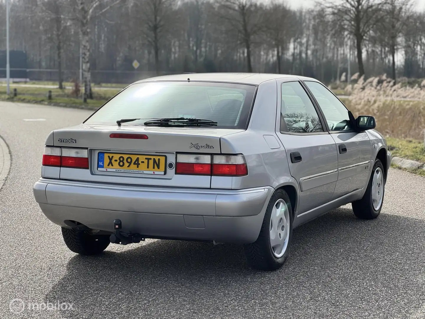 Citroen Xantia 1.8i-16V 2000 Zeer Mooi! Grau - 2