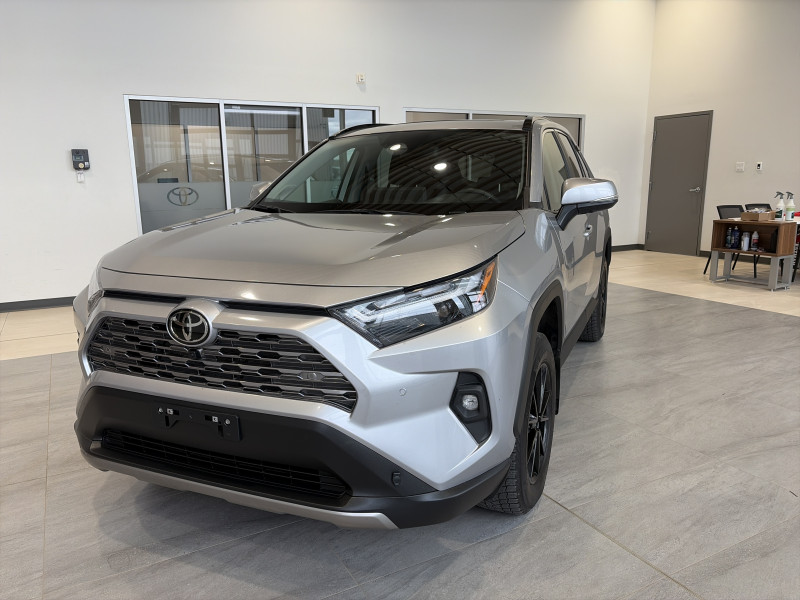 2025 Toyota RAV4 Limited  Leather Seats, Sunroof, Cooled Seats, Wir — снимка 1