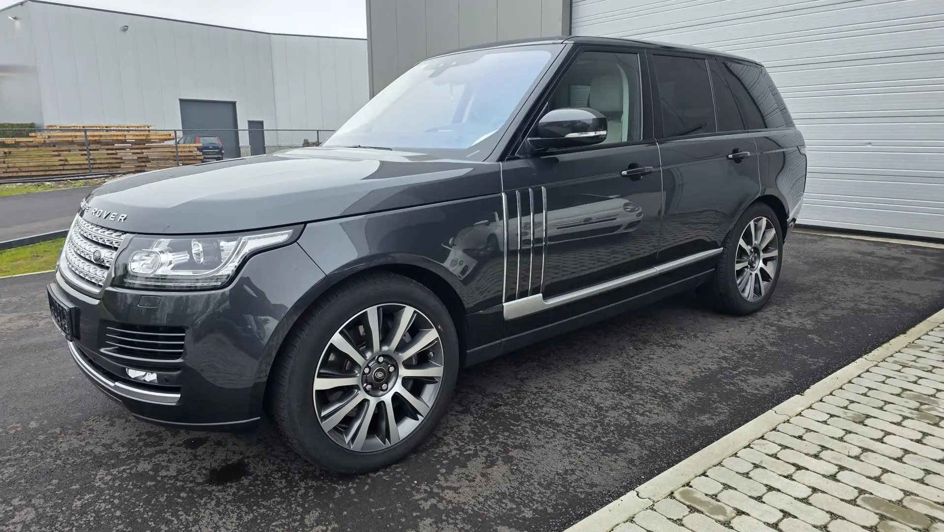 Land Rover Range Rover Range Rover SDV8 SVAutobiography Gris - 1