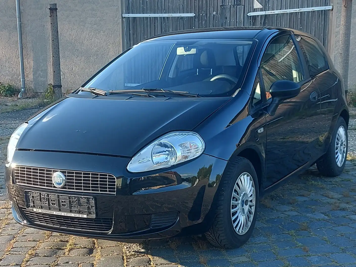 Fiat Grande Punto Grande Punto 1.2 8V Go Schwarz - 1