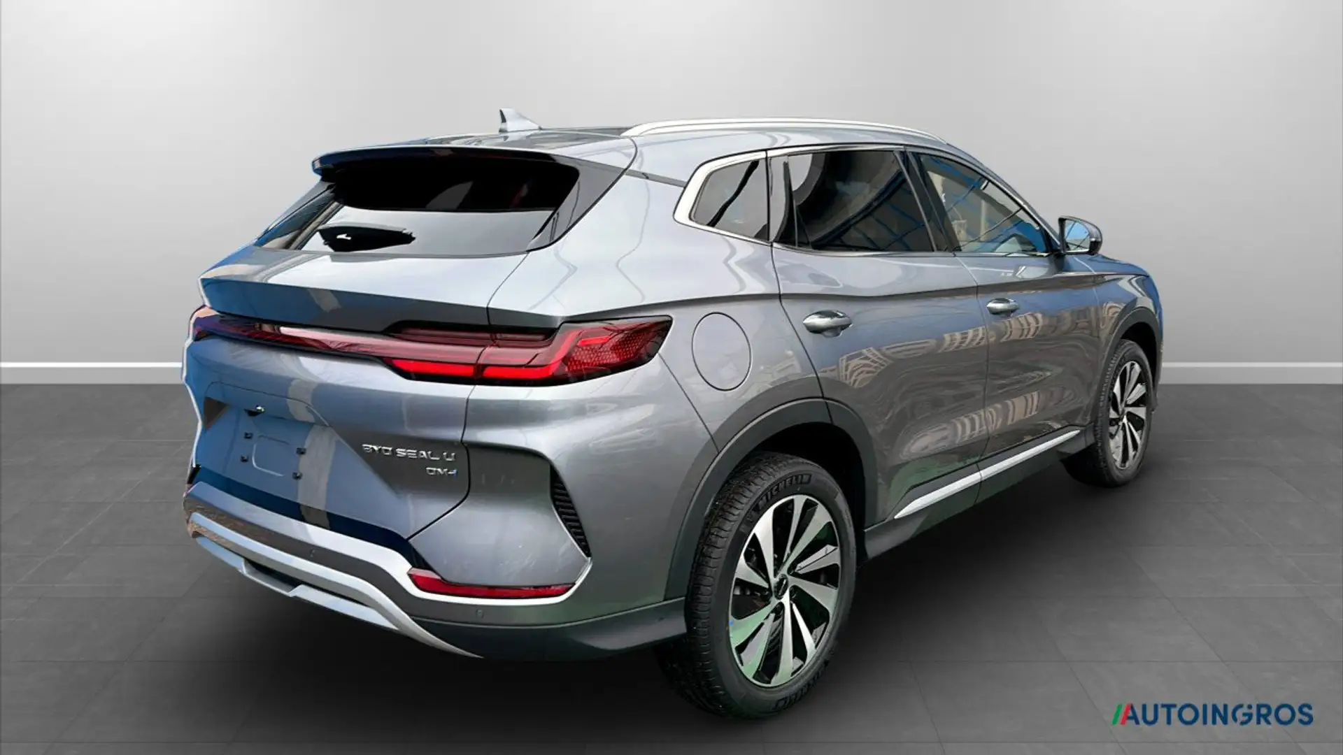 BYD Seal U DM-i 1.5 phev Boost 2wd FULL FULL OPTIONAL Grigio - 2