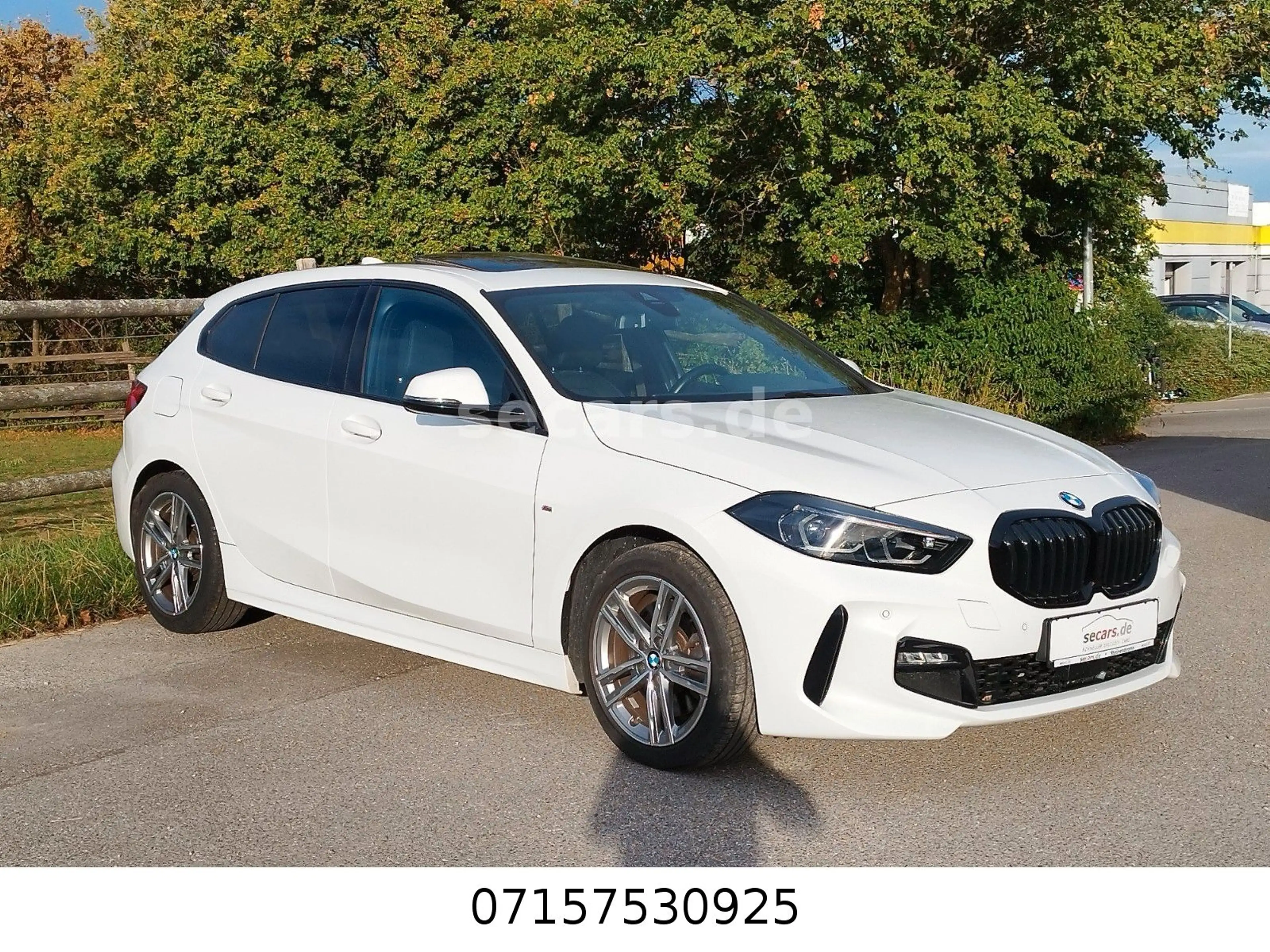 BMW 120 i MSport Aut AdLED LiCoPro Pano AHK FLA HiFi — photo 3
