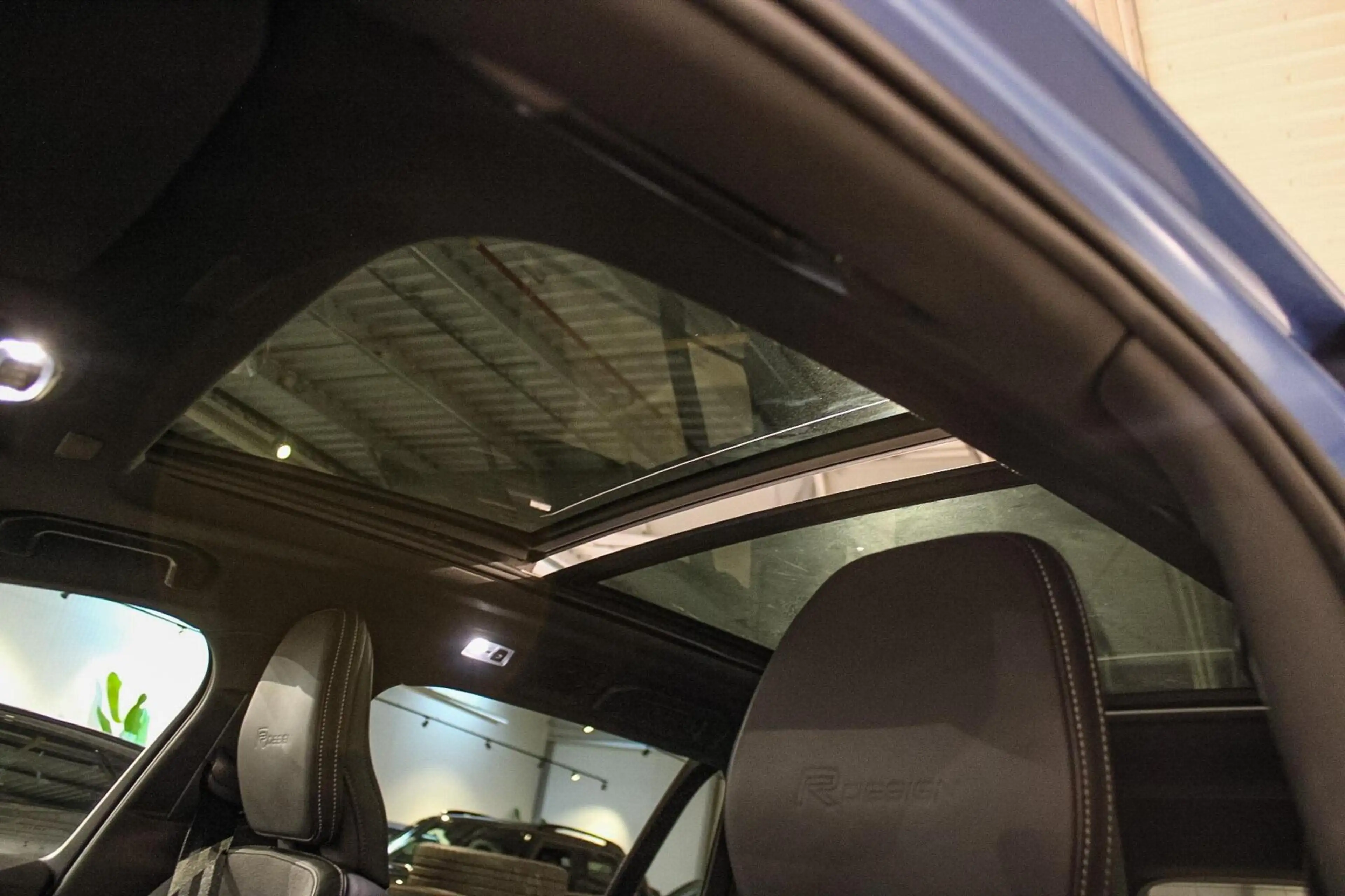 Volvo V60 2.0 T5 R-Design PANO | H&K | 20 " | TREKH | POLEST — photo 14