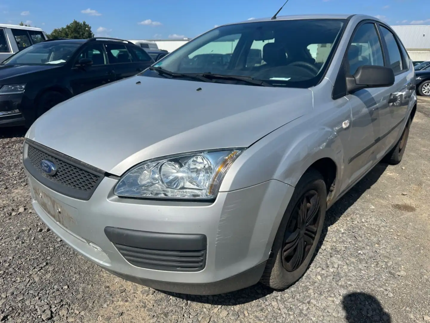 Ford Focus Lim. Trend Argent - 1