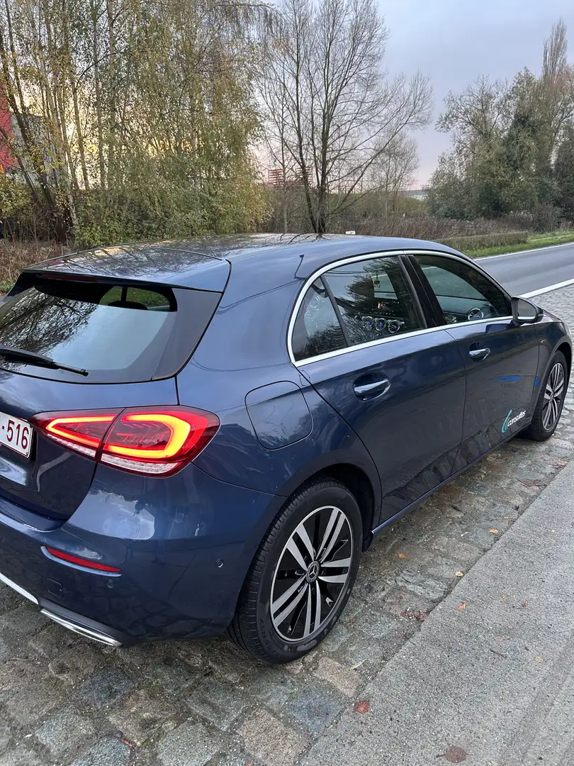 Mercedes-Benz A 250 e 8G-DCT - 2