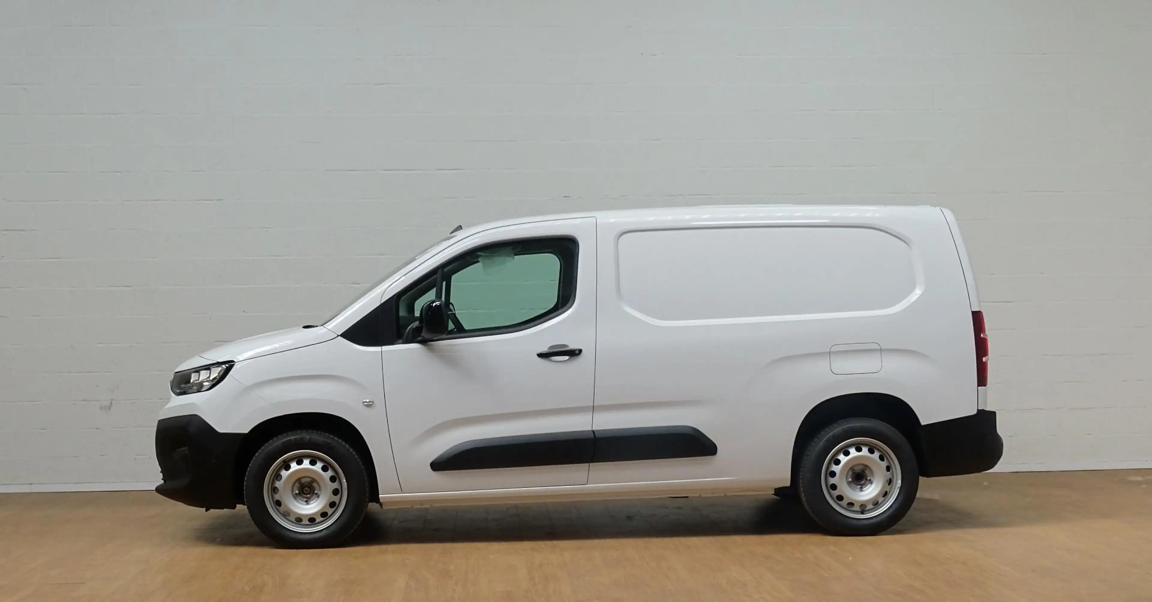 Citroen Berlingo Electric 50 kW/h XL — photo 6