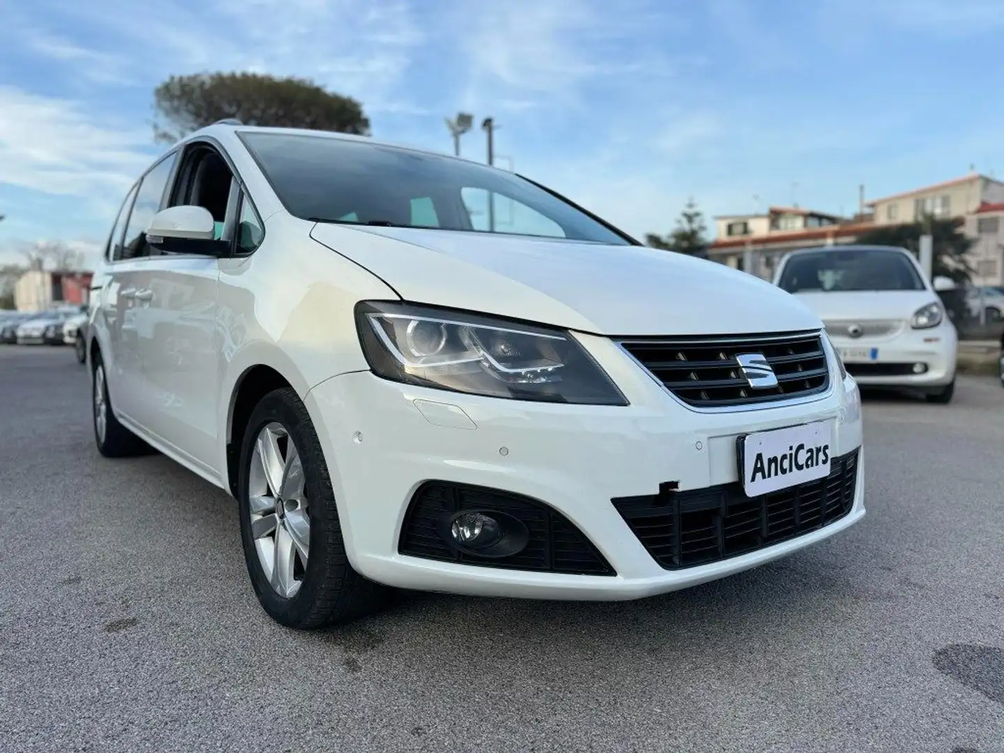 SEAT Alhambra 2.0 TDI 150 CV CR DSG Style Bianco - 2