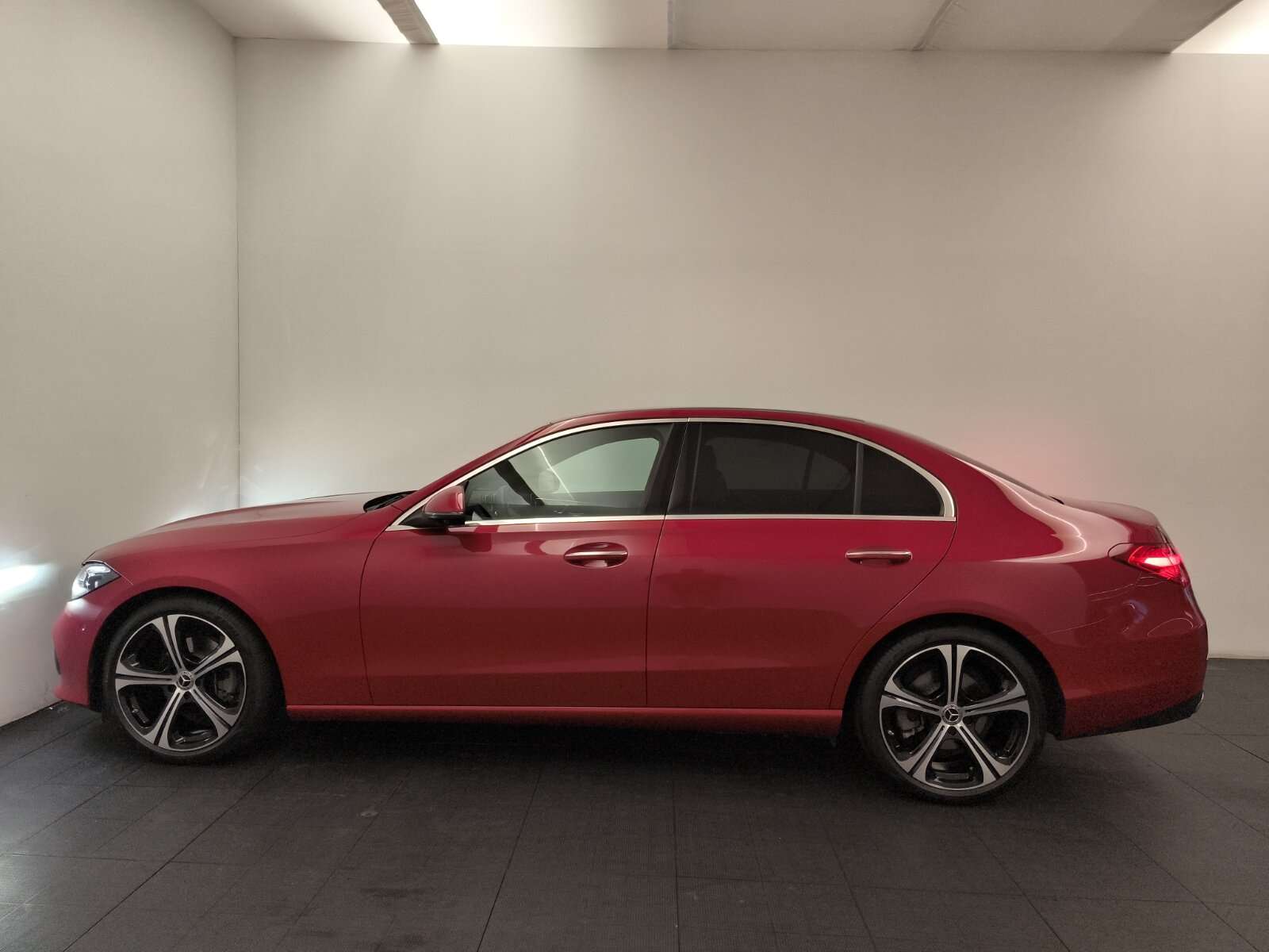 Mercedes-Benz C 180
